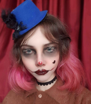 Soika, 29, Latvia