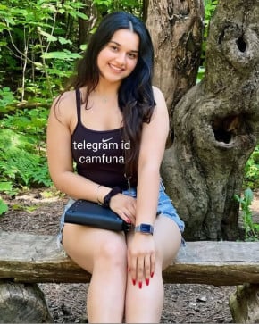 Soniya, 18, India