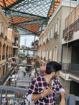 Pru, 19, India