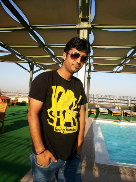 Akash25, 32, Singapore
