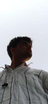 Aumlrhaacuteagr, 24, India