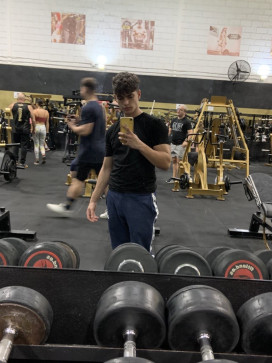 Hector, 19, Spain