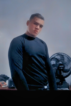 Kelvin, 21, Brazil