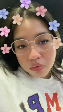 Natalya Hutami, 29, Indonesia