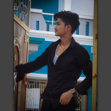 Romio Kisku, 18, India