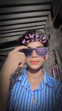Vivek, 18, India