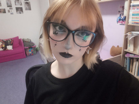 Medunka, 18, Czech Republic