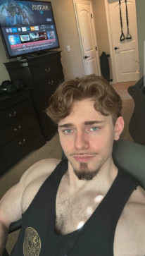Nate, 23, United States