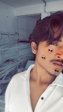 Alfaizayaaz, 18, India