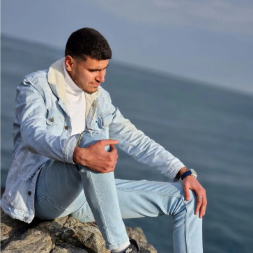 Wail Lamartin, 22, Algeria