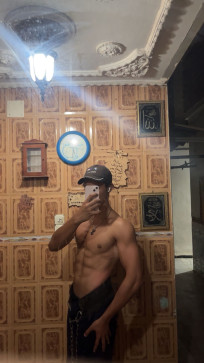 Lallo, 24, Algeria