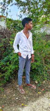 Raju Bhai, 19, India