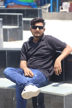 Jay, 20, India