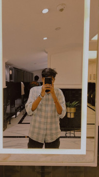 Arush, 20, India