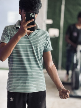 Shub, 18, India
