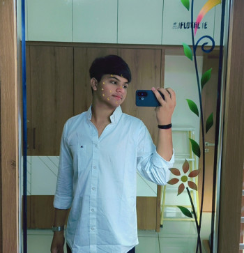 Jacxy, 18, India