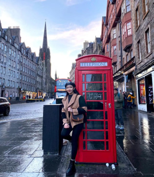 Ms Anya Miller, 27, United Kingdom