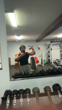 M4f, 22, United States