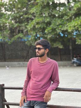 Ommm, 22, India