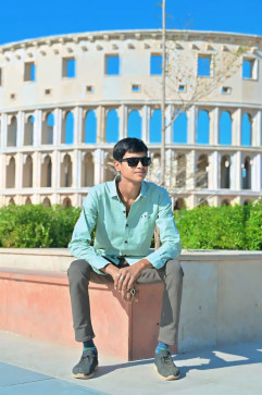 Nihal, 18, India