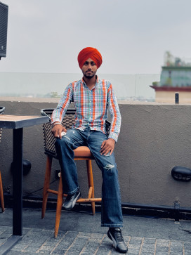 Karan Aulakh, 18, India