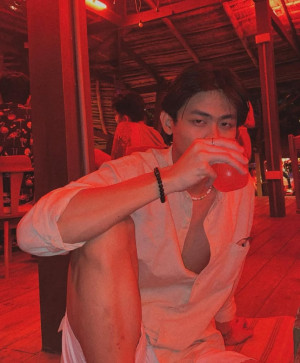 Theo, 24, Philippines