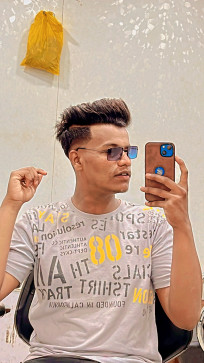 Halkat Nasim, 22, India