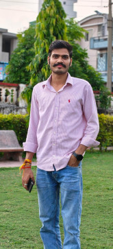 MAHENDRA SINGH, 25, India