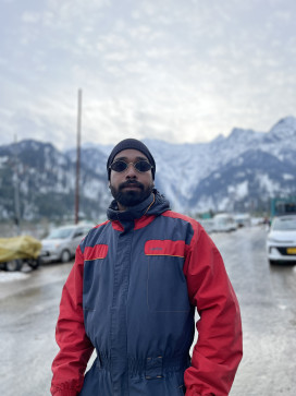 Abhishek, 26, India