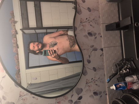 Josh Layton, 18, Canada