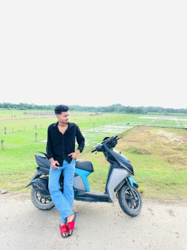 Azmol Laskar, 23, India