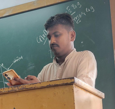 Avinash, 18, India