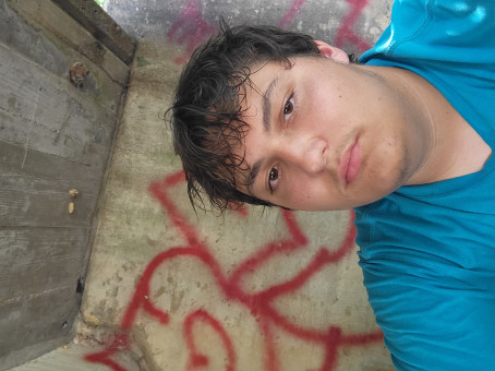 Emanuel Leonard, 18, United States