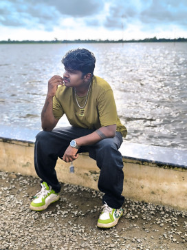 Abhi R, 24, India