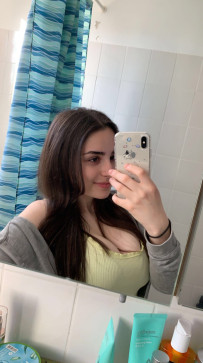 Eda, 18, Germany