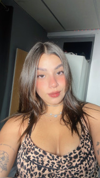Isabelly, 21, Brazil