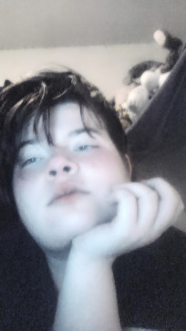 Whre_me_out, 18, United States