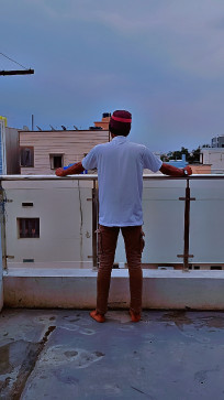 Malik, 19, India