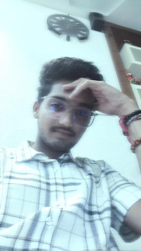 Trivedi Parthu, 18, India
