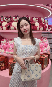 Grace, 33, Philippines