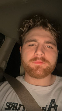 Robbb, 25, United States