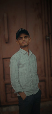Ashik, 19, India