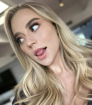 Mary Lisa, 34, United States