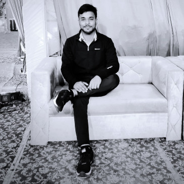 Mukesh, 25, India