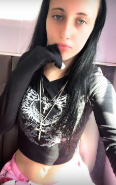 Insult Me, 18, United Kingdom
