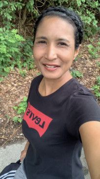 Khairinah K, 44, Germany