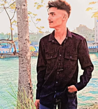 Junaid Ansari, 19, India