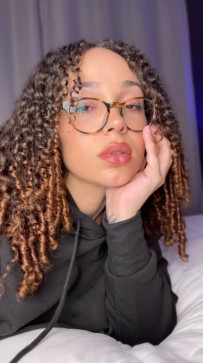 Kendra, 25, United States