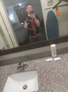 Ashton Seate, 18, United States