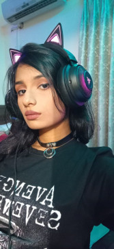 Shivani, 22, India